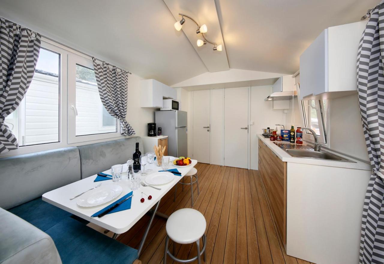 Albatross Mobile Homes On Camping San Francesco Duna Verde Exterior photo